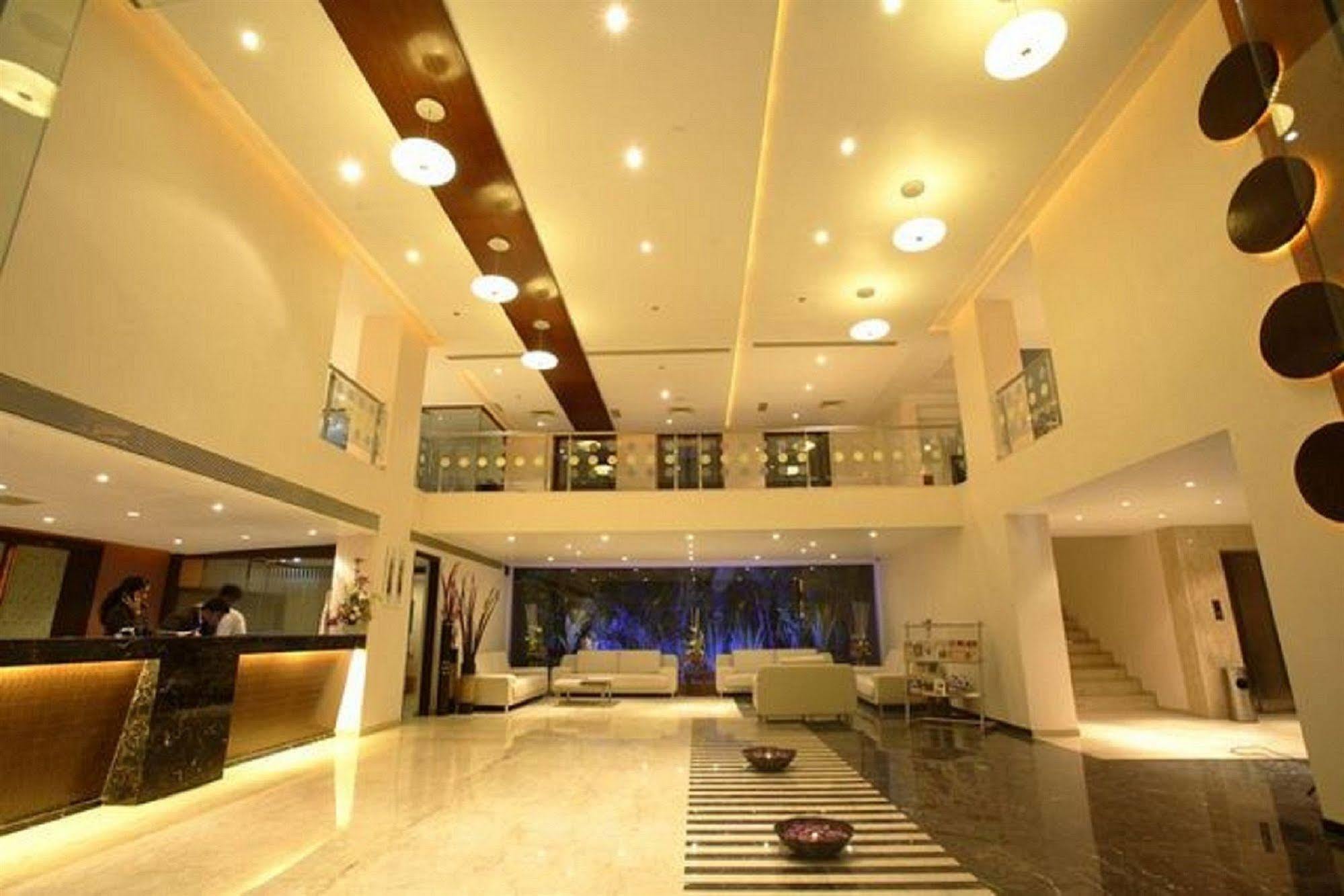 Hotel Citrine Bangalore Esterno foto